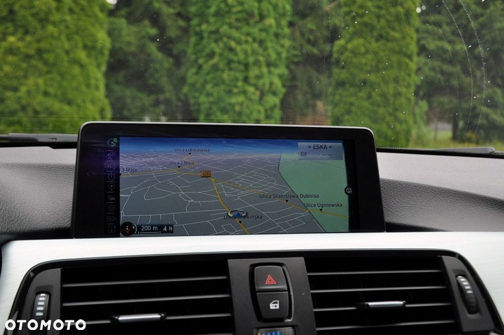 BMW Seria 3 - 30