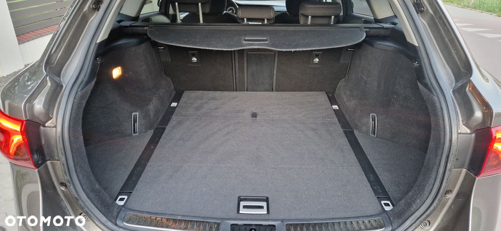 Toyota Avensis 1.8 Prestige MS - 38