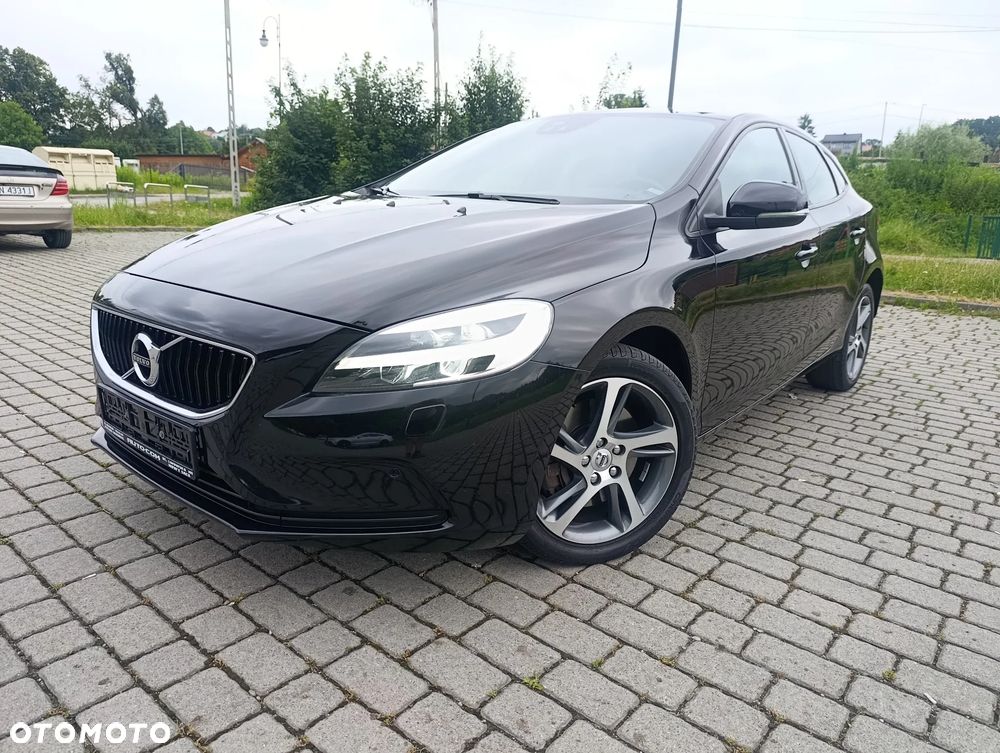 Volvo V40 T3 Geartronic Inscription - 1