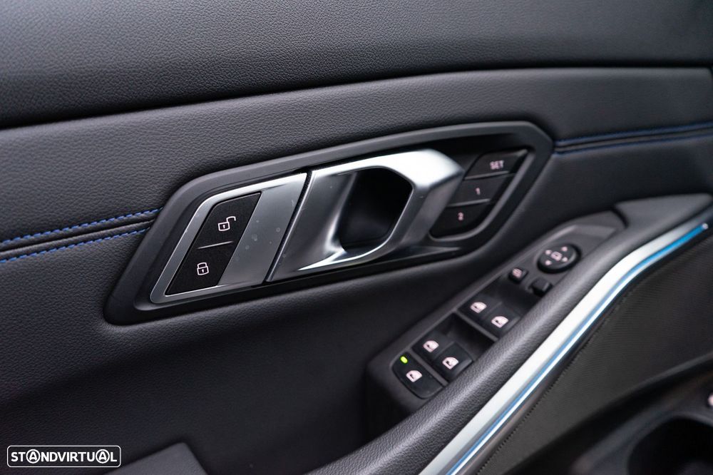 BMW 330 e Pack M Auto - 20