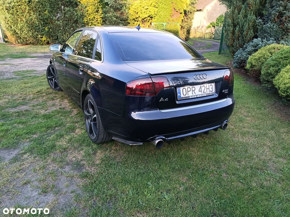 Audi A4 Limousine - 2