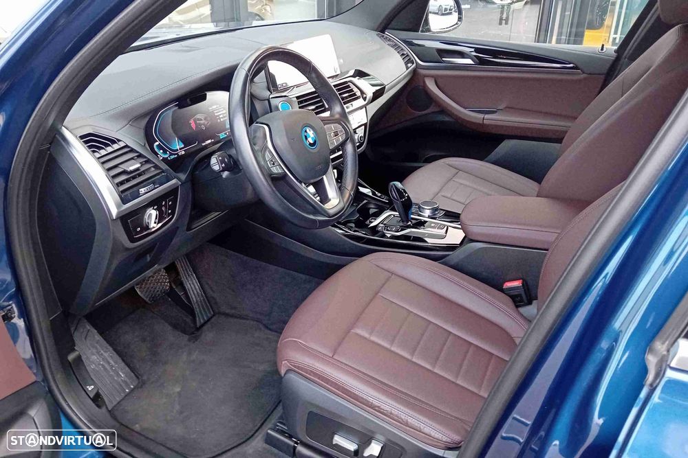 BMW iX3 Inspiring - 7