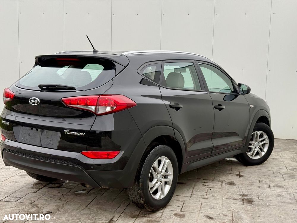 Hyundai Tucson - 8