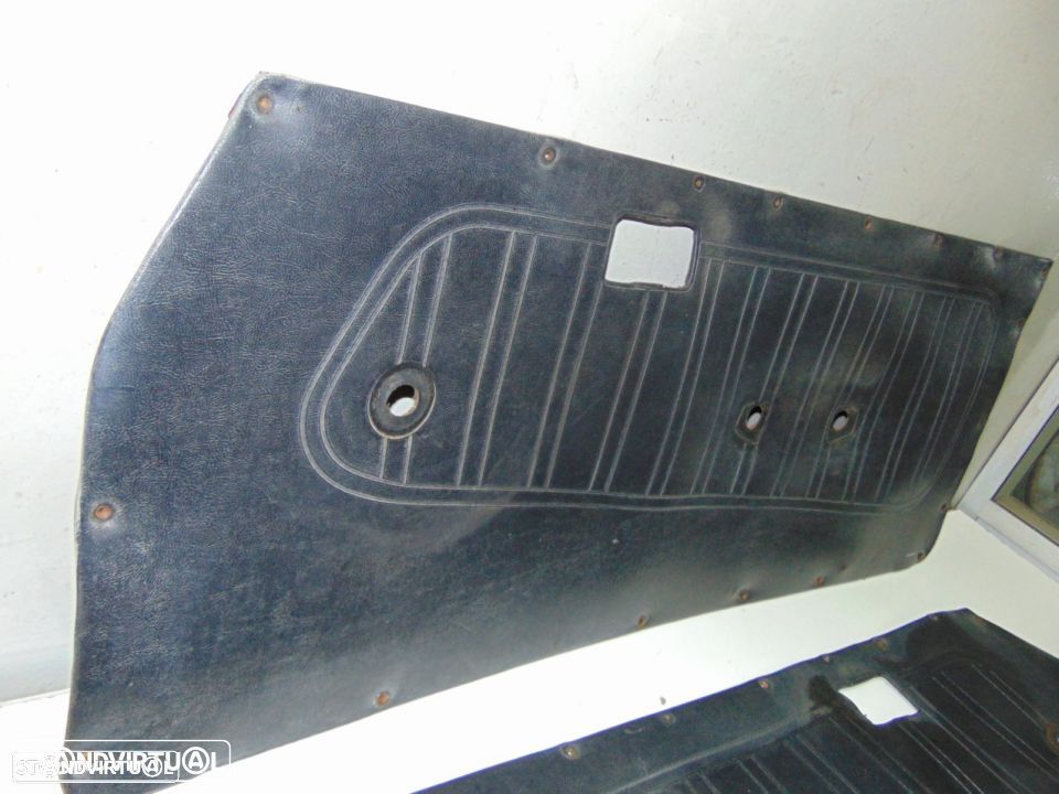 Ford Escort MK I 3PT ou Van - quartelas das portas - 3