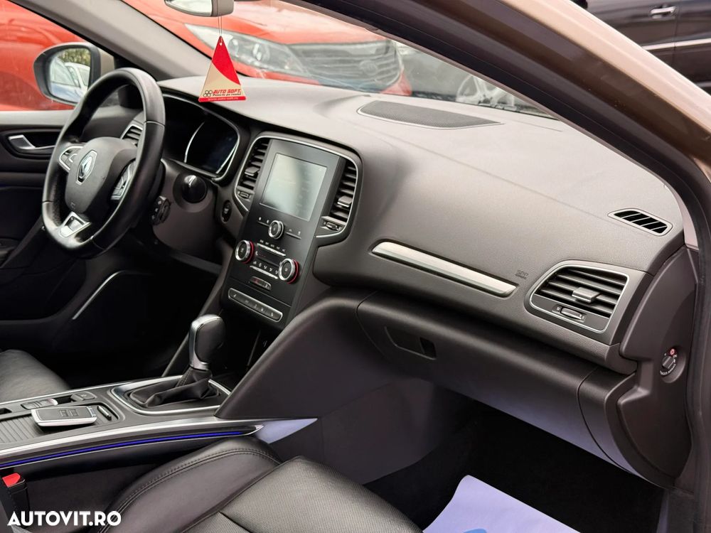 Renault Megane TCe EDC Intens - 12