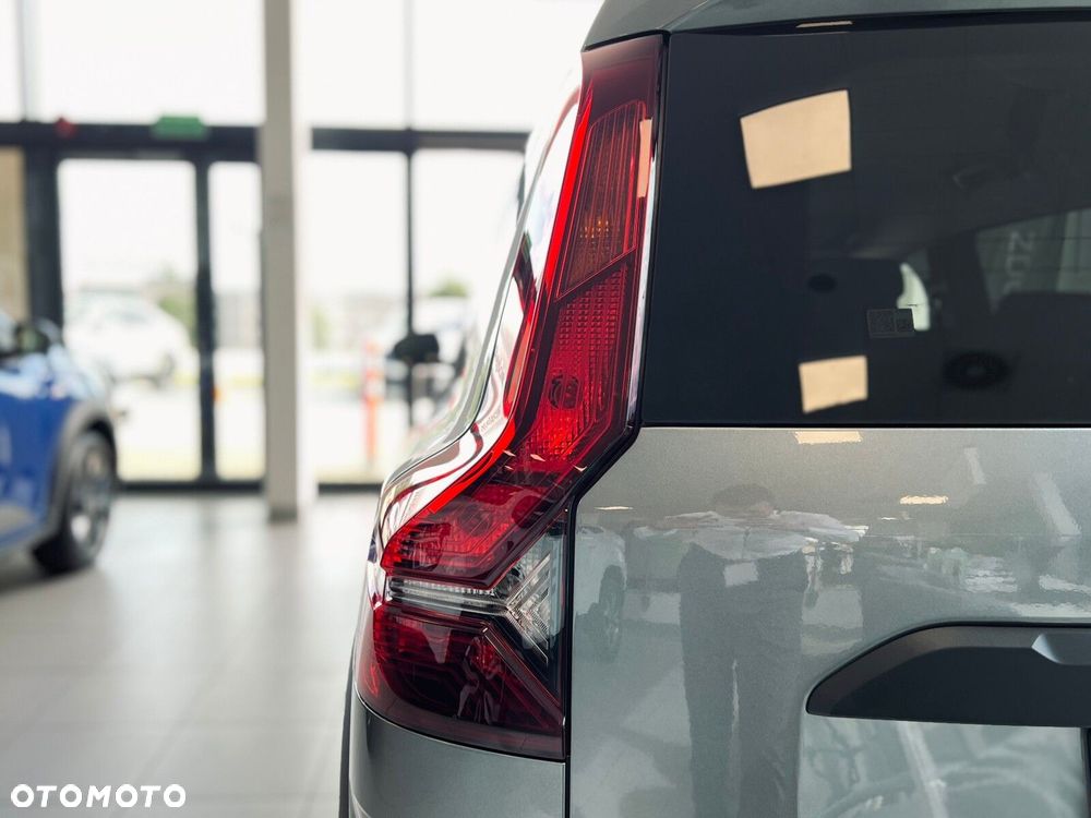 Dacia Jogger 1.6 Full Hybrid 140 Extreme MMT - 40