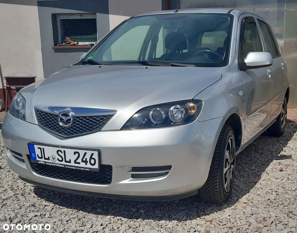 Mazda 2 - 8