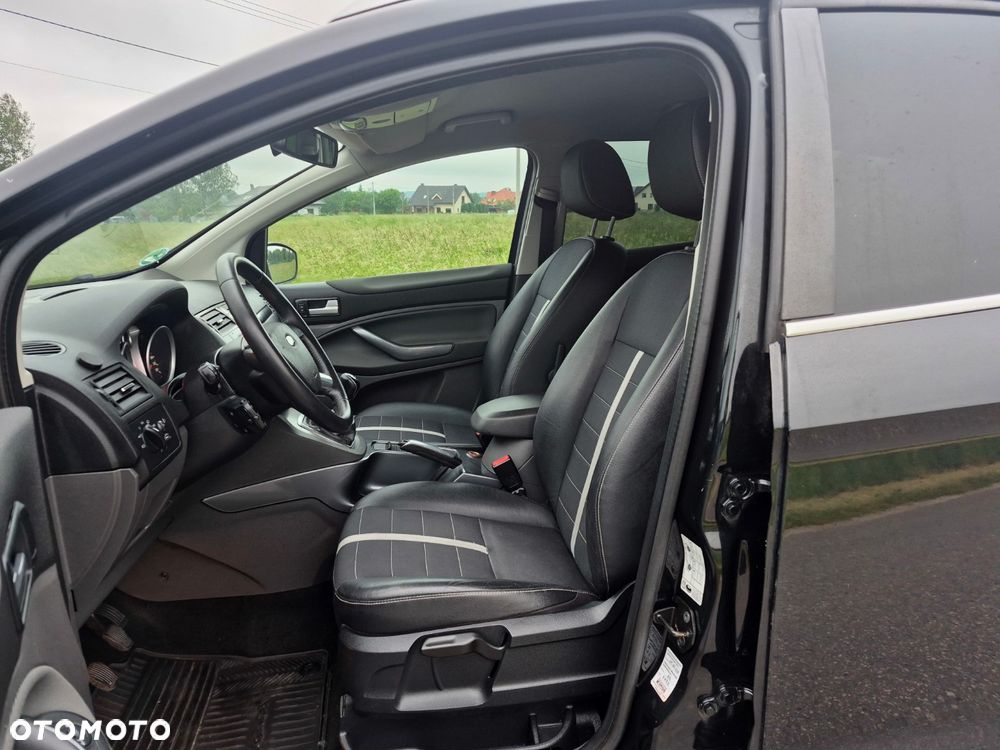 Ford Kuga 2.0 TDCi 4x4 Titanium - 17