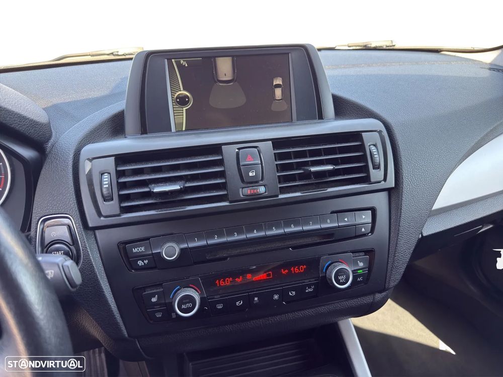 BMW 116 d EfficientDynamics - 14