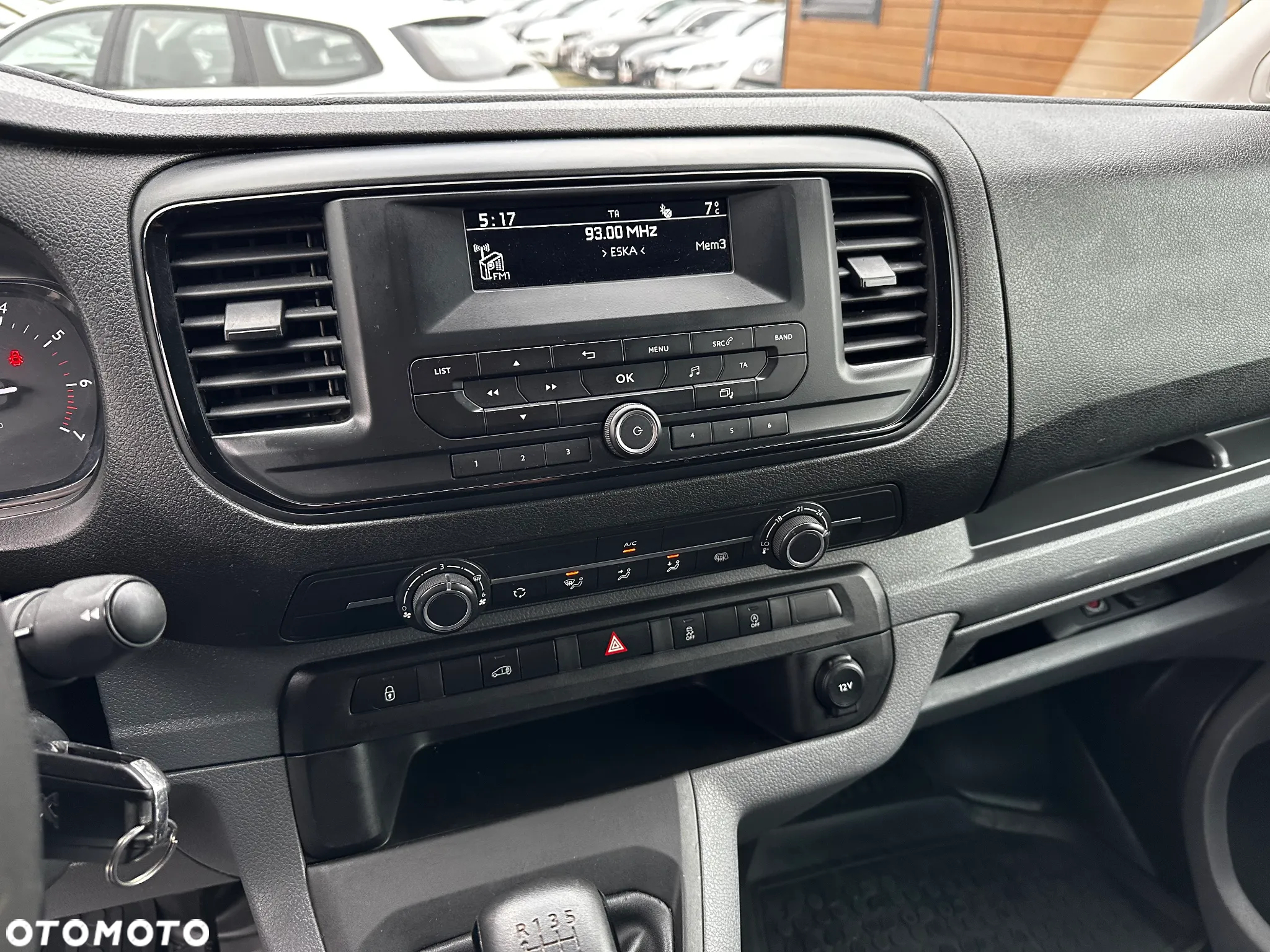 Peugeot Expert - 12