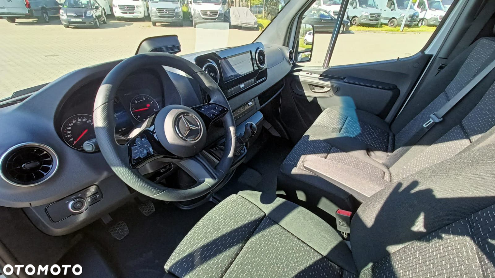 Mercedes-Benz Sprinter 317 CDI KA OM654 - 11