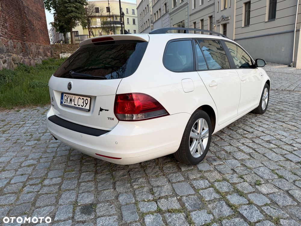Volkswagen Golf 1.6 TDI DPF MATCH - 4