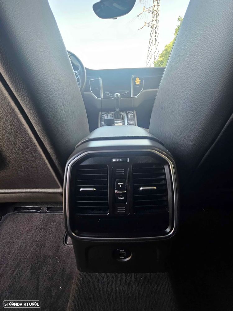 Porsche Macan 2.0T - 19