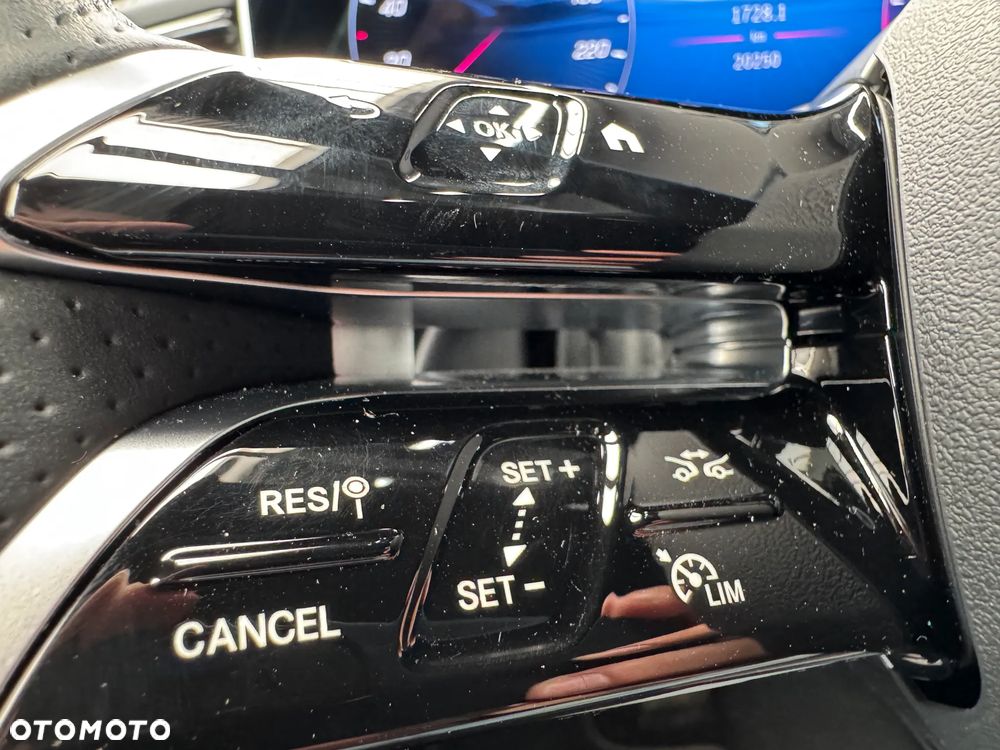 Mercedes-Benz Klasa E 220 d 4Matic 9G-TRONIC Edition AMG Line - 15