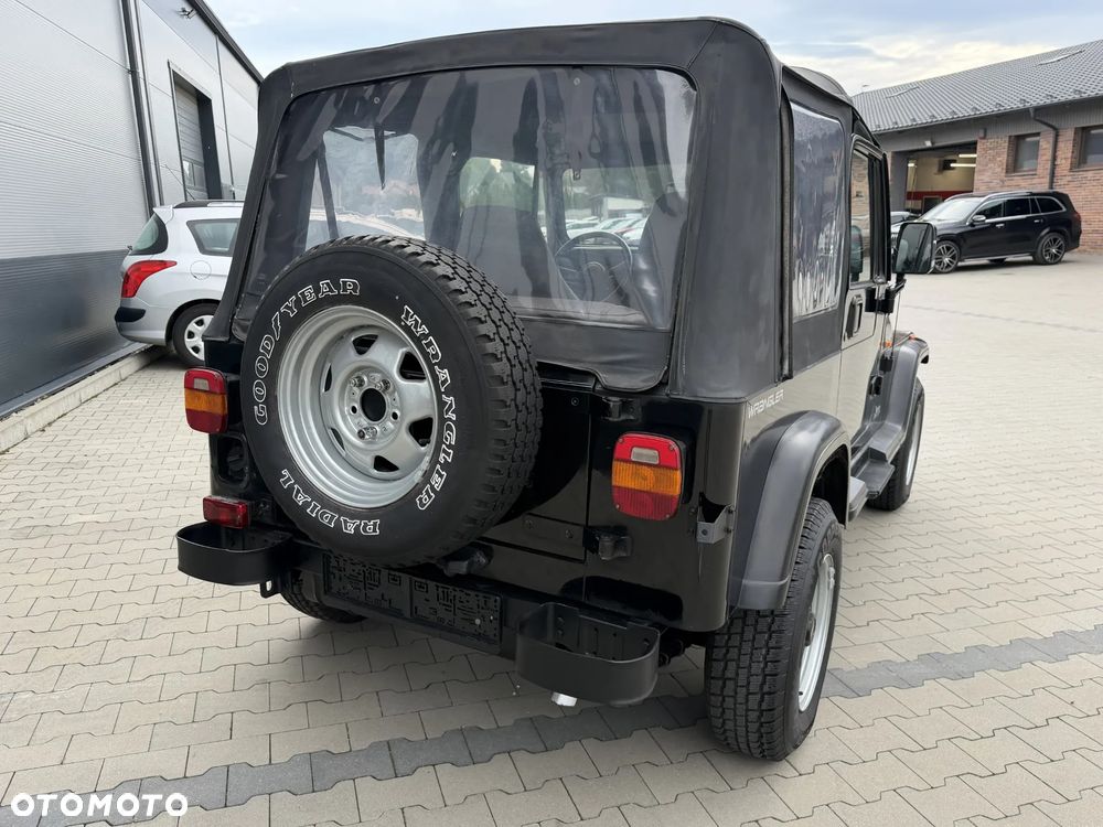 Jeep Wrangler - 17
