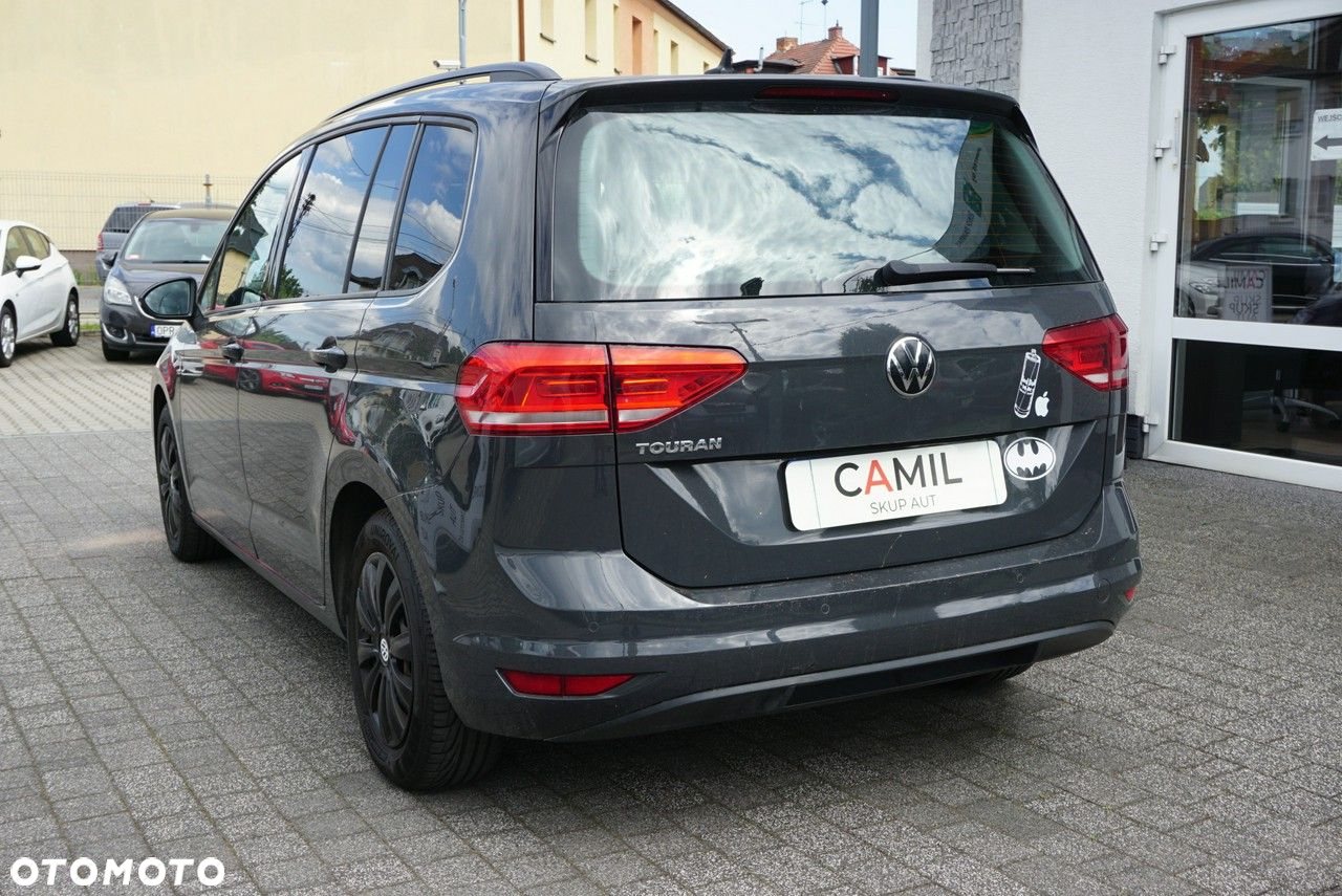 Volkswagen Touran - 7