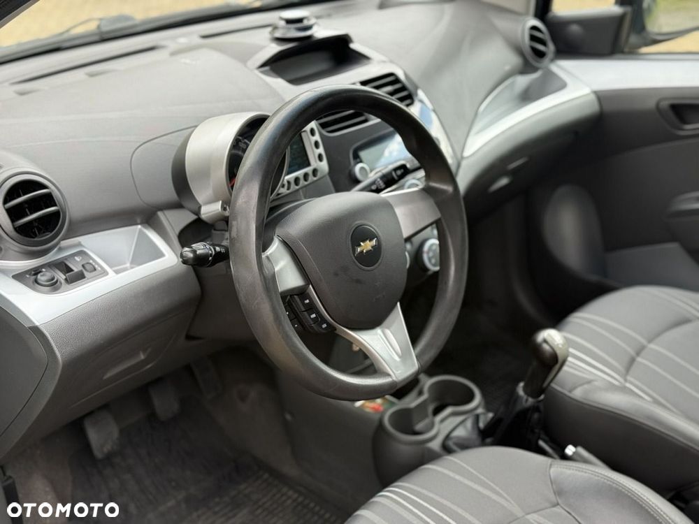 Chevrolet Spark - 15