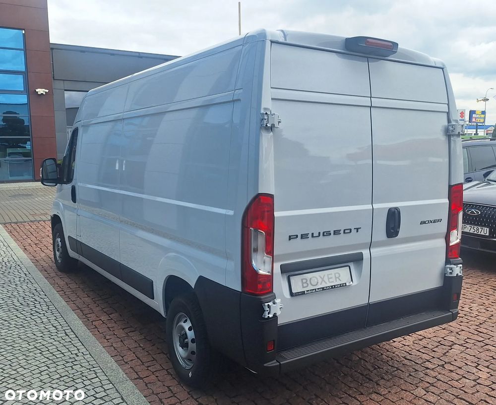 Peugeot Boxer Furgon L3H2 3.3T Diesel 2.2 140 KM Manual - 6