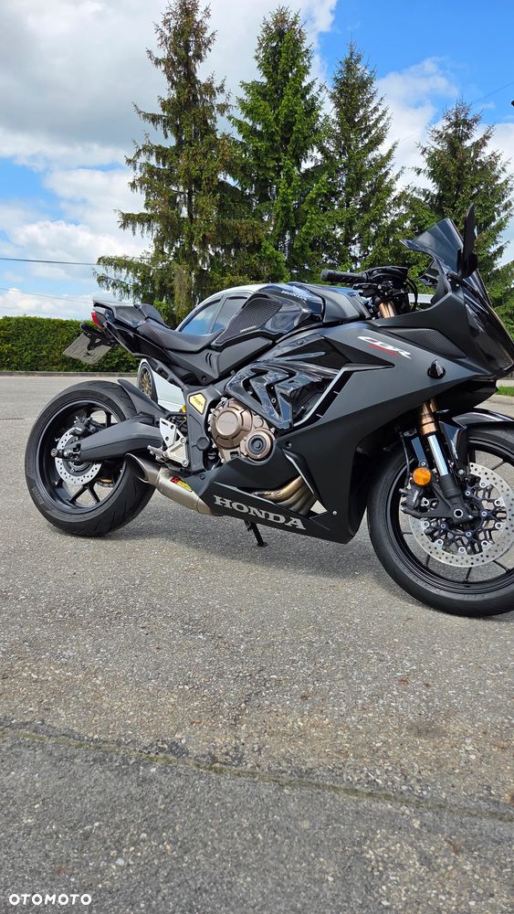 Honda CBR - 8