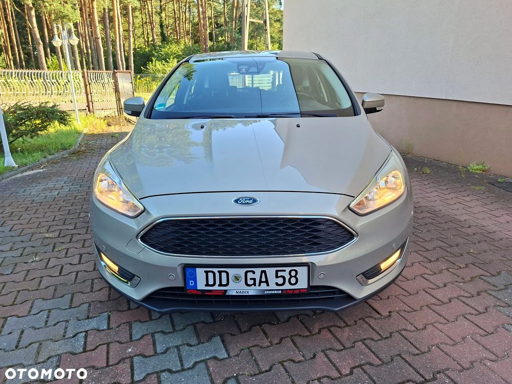 Ford Focus - 8
