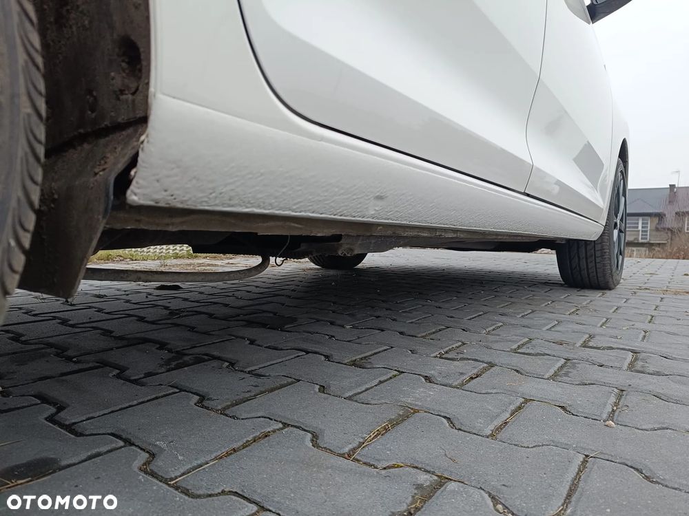 Skoda RAPID 1.0 TSI Style - 14