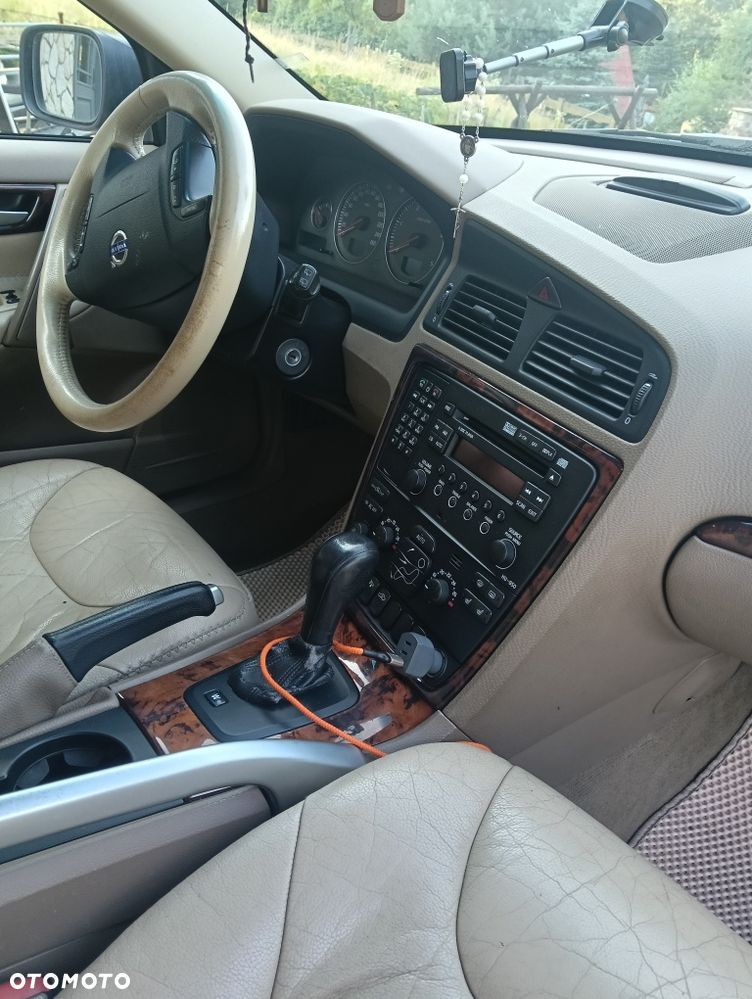 Volvo XC 70 - 8