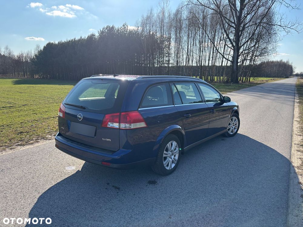 Opel Vectra 1.9 CDTI Cosmo - 4