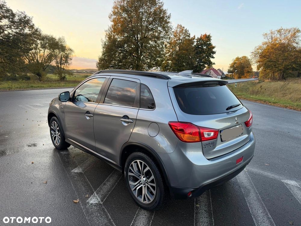 Mitsubishi ASX - 9