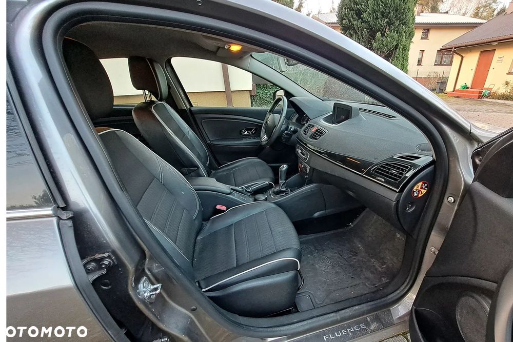 Renault Fluence 1.6 16V Zen - 12
