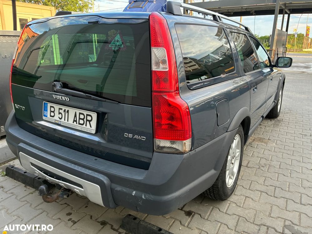 Volvo XC 70 D5 AWD Kinetic - 4
