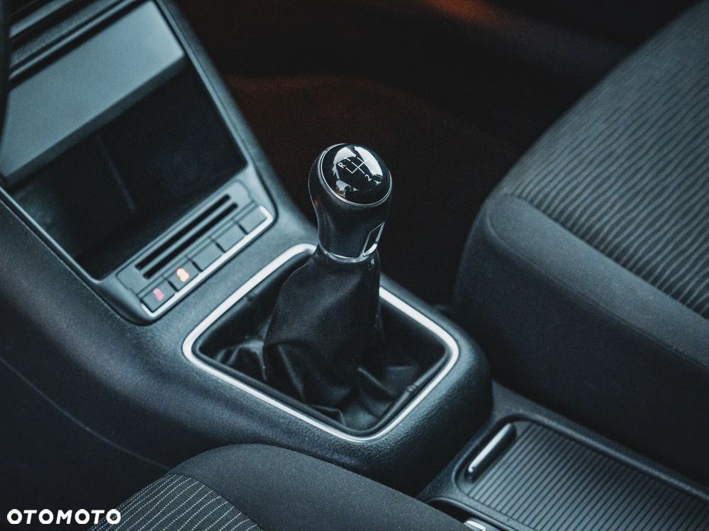 Volkswagen Tiguan 2.0 TDI DPF BlueMotion Technology Lounge Sport & Style - 22