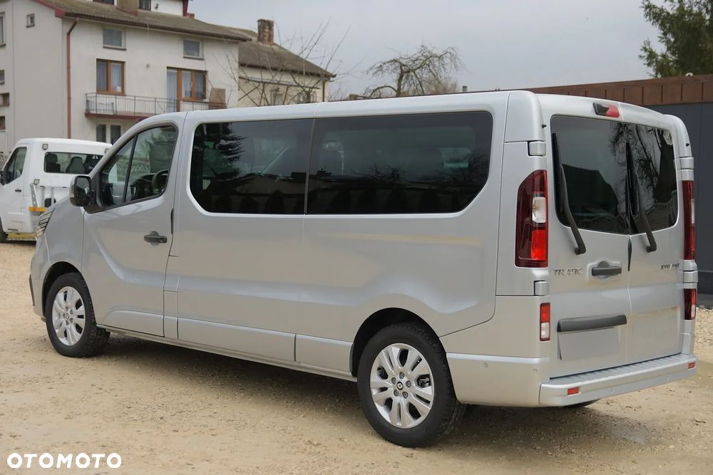 Renault Trafic - 8