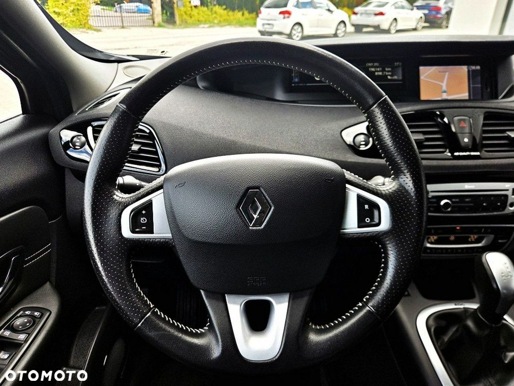 Renault Scenic ENERGY dCi 110 EDC BOSE EDITION - 13