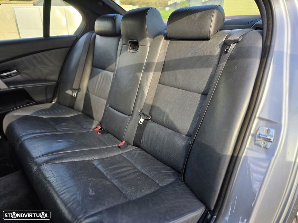 BMW 520 d Touring - 17