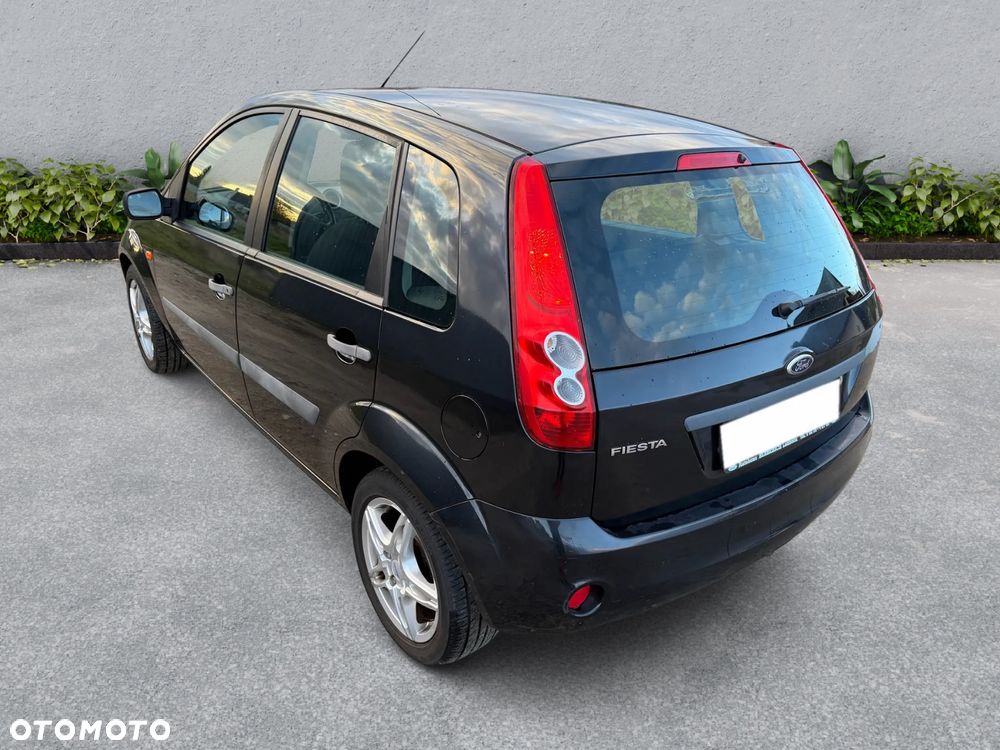 Ford Fiesta 1.3 - 6