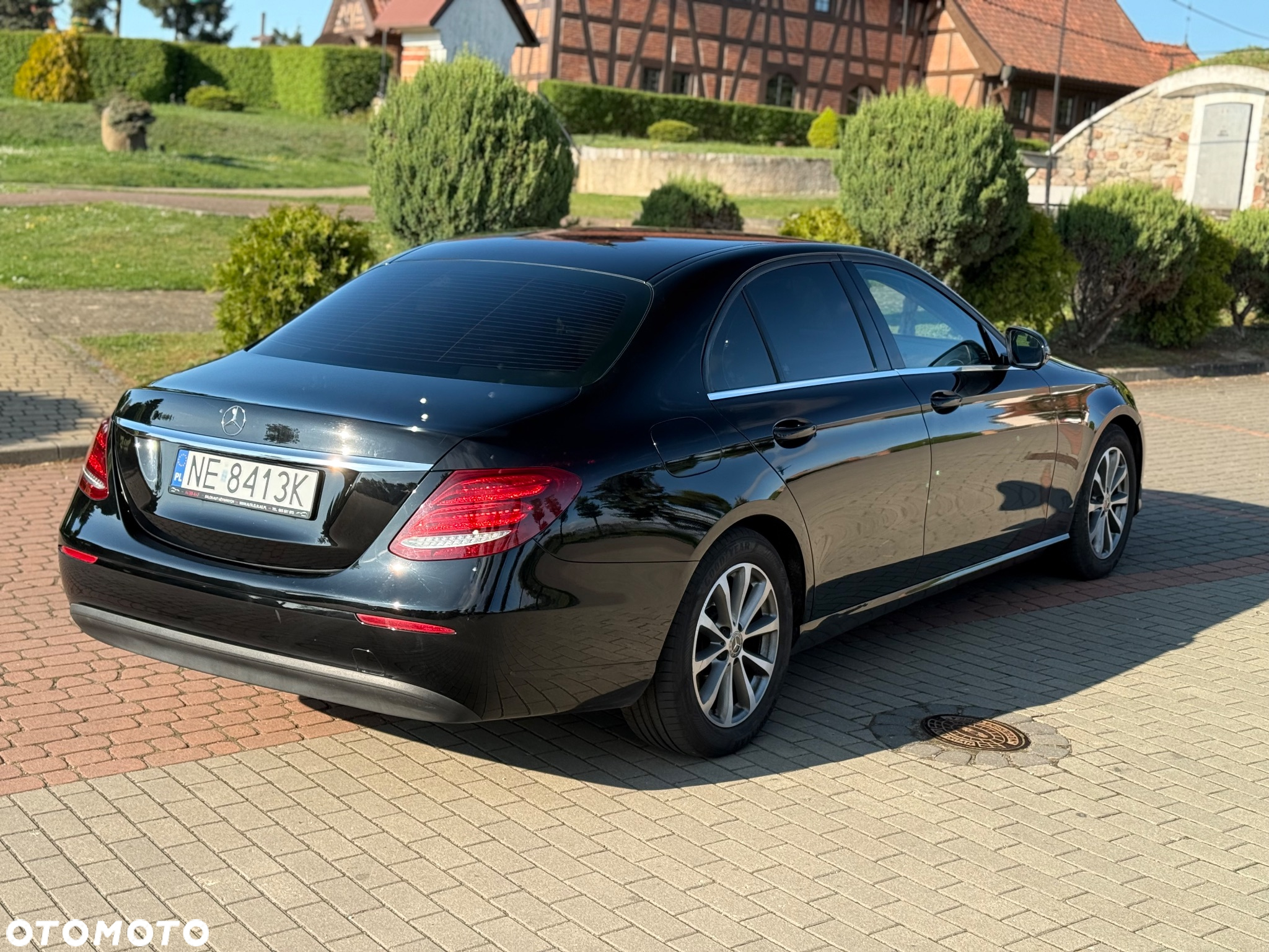 Mercedes-Benz Klasa E 200 d 9G-TRONIC - 20