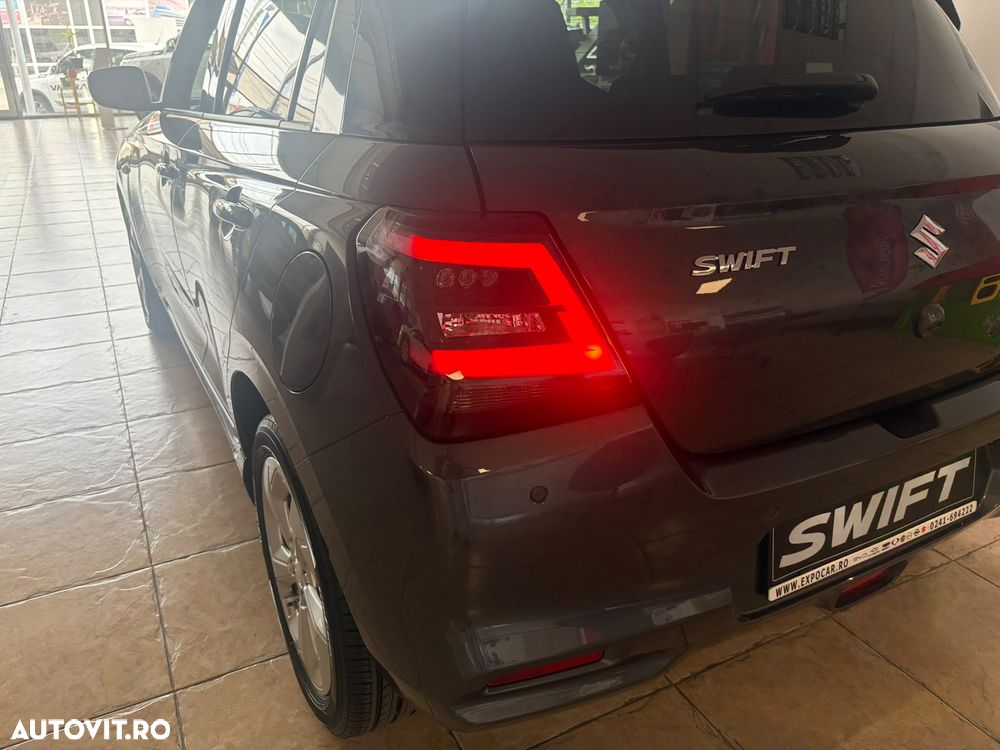 Suzuki Swift 1.2 Dualjet 12V MHEV Passion - 4