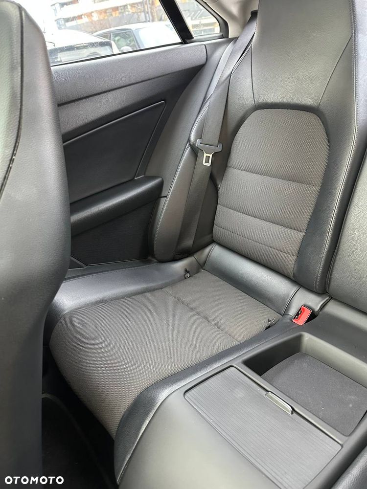 Mercedes-Benz Klasa E - 34