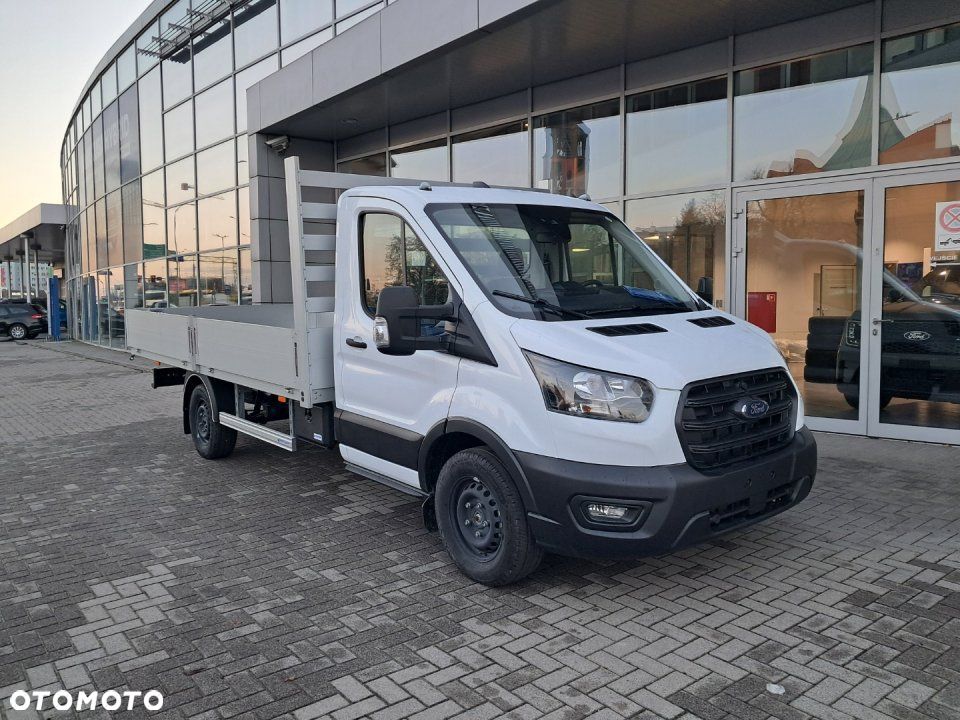 Ford Transit - 9