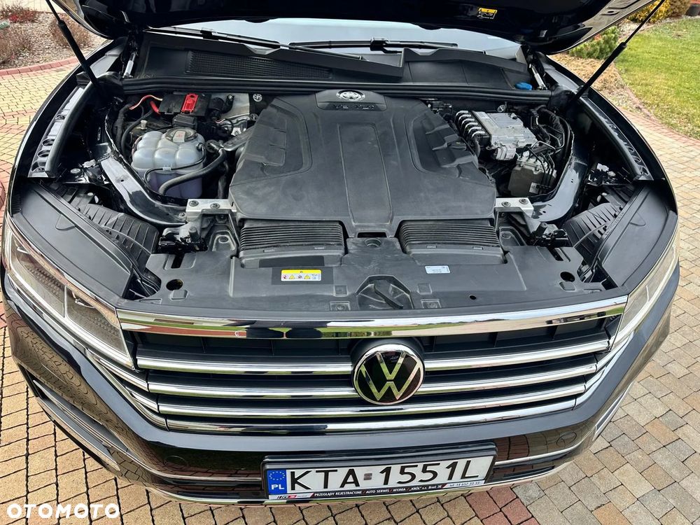 Volkswagen Touareg - 21