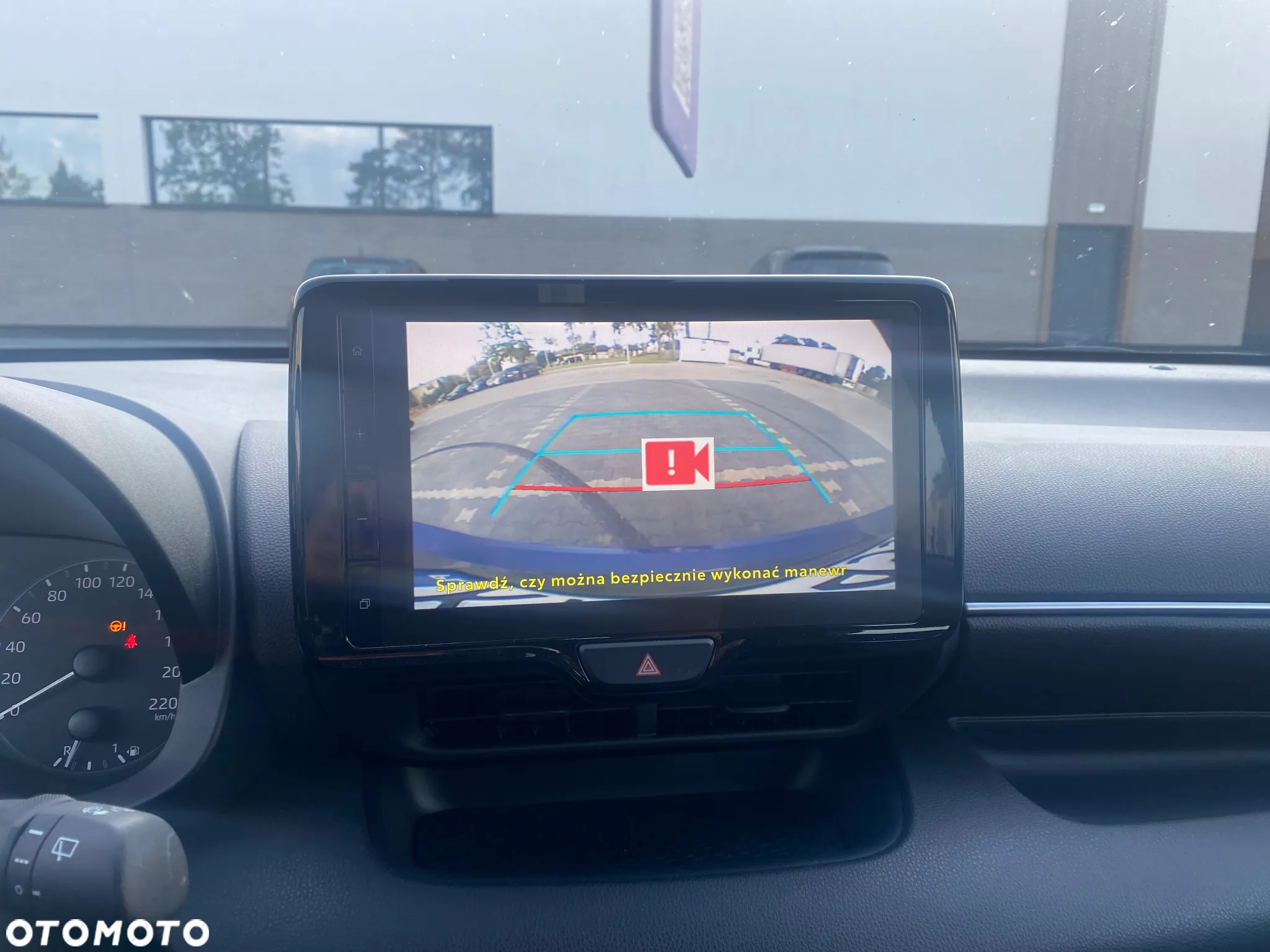 Toyota Yaris 1.5 Comfort - 13