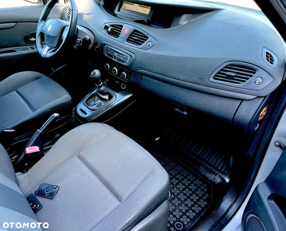 Renault Scenic - 7