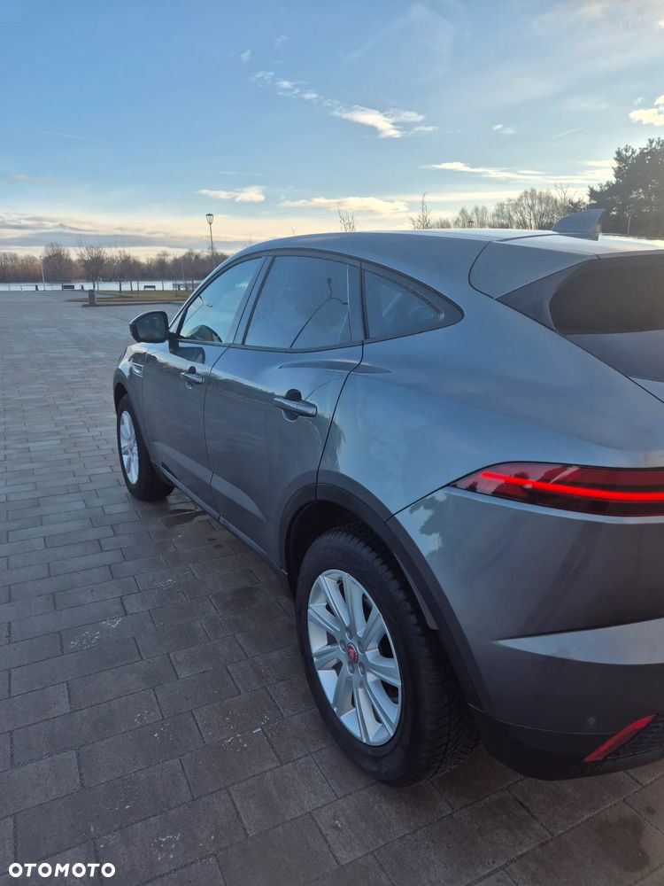 Jaguar E-Pace 2.0 i4D FWD SE - 3