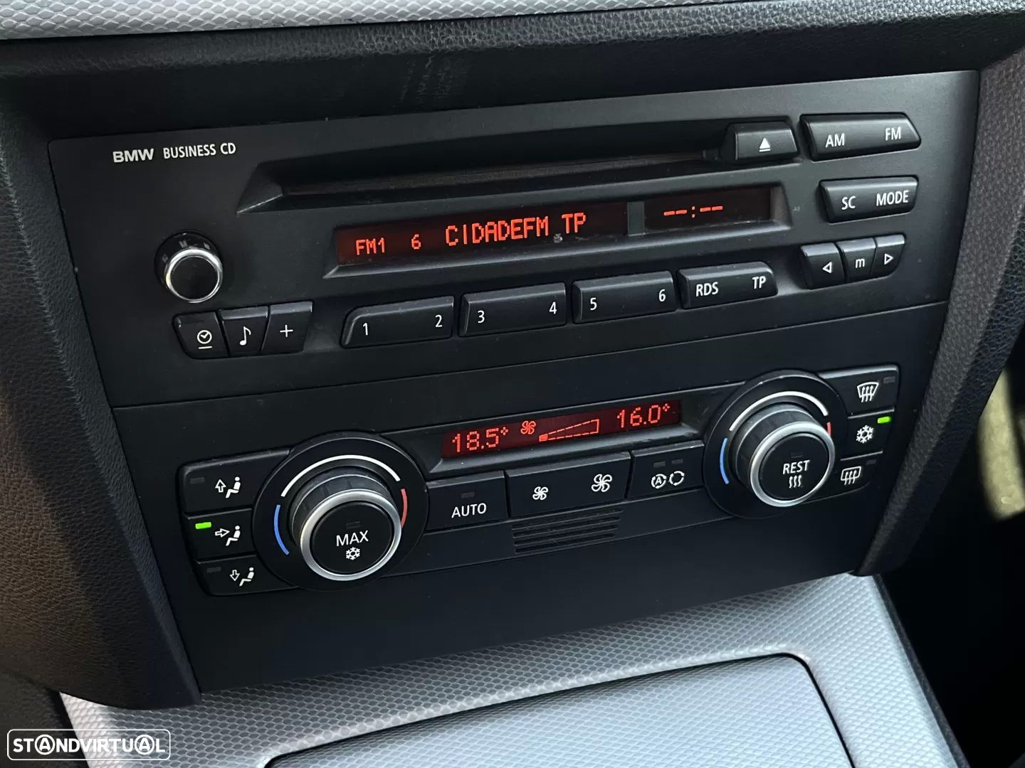 BMW 318 d Touring - 13