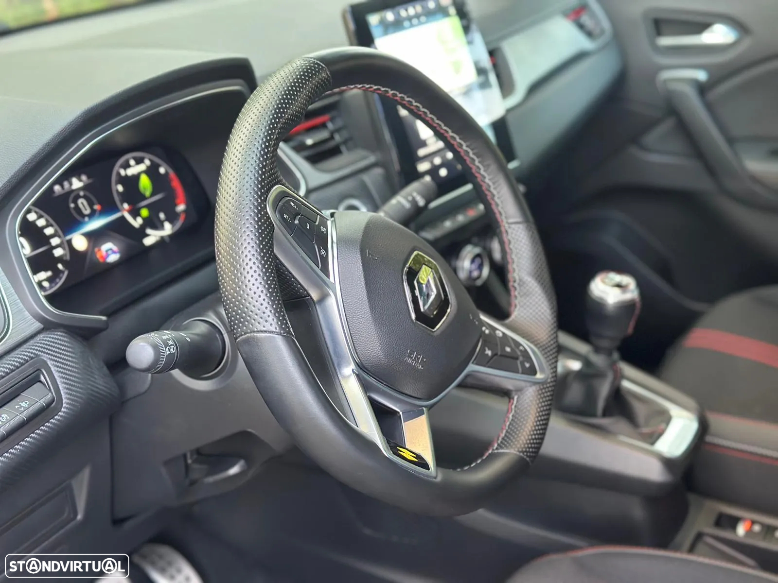 Renault Captur 1.0 TCe RS Line - 11