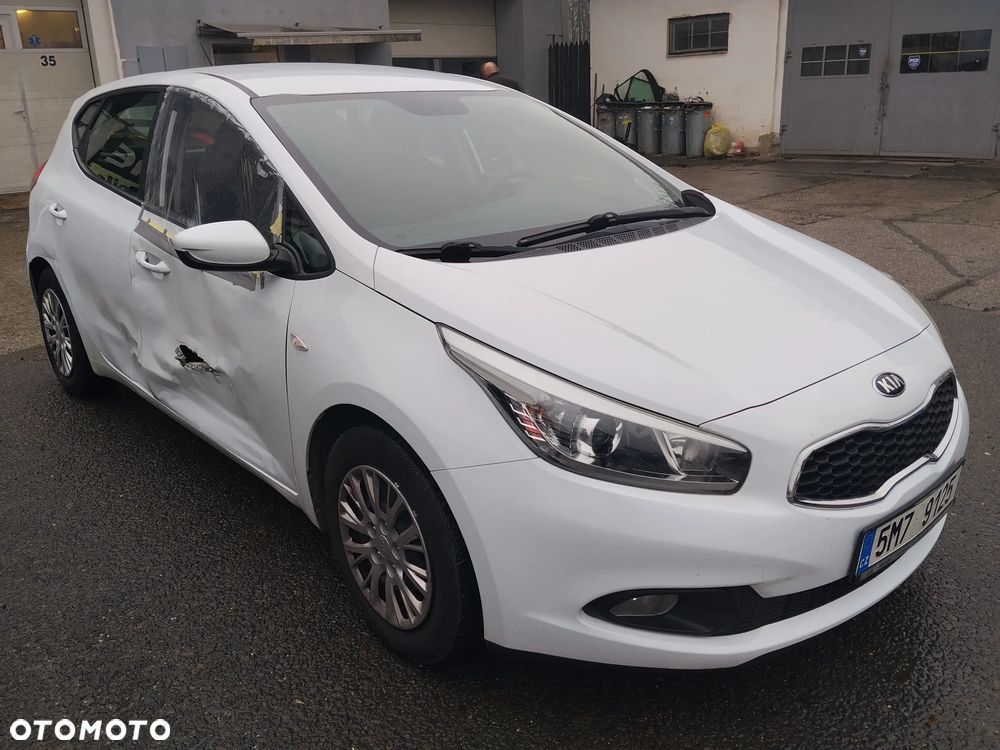 Kia Ceed 1.4 CVVT - 2