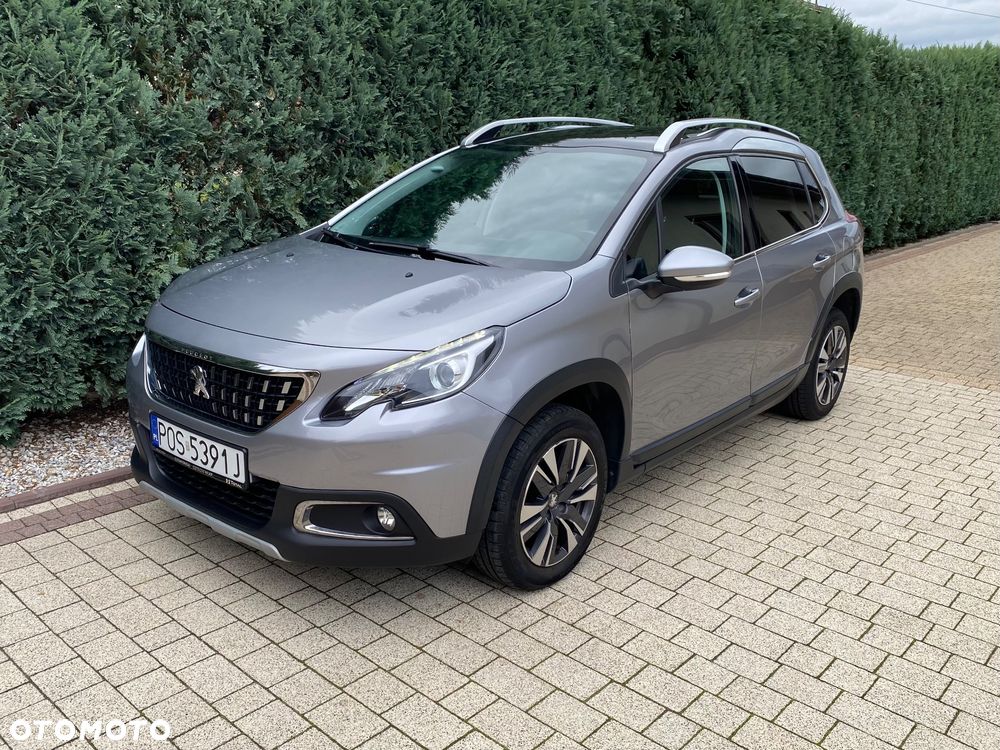 Peugeot 2008 1.2 Pure Tech Allure S&S - 5