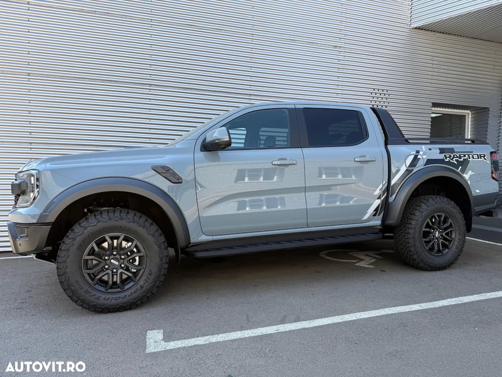 Ford Raptor - 13