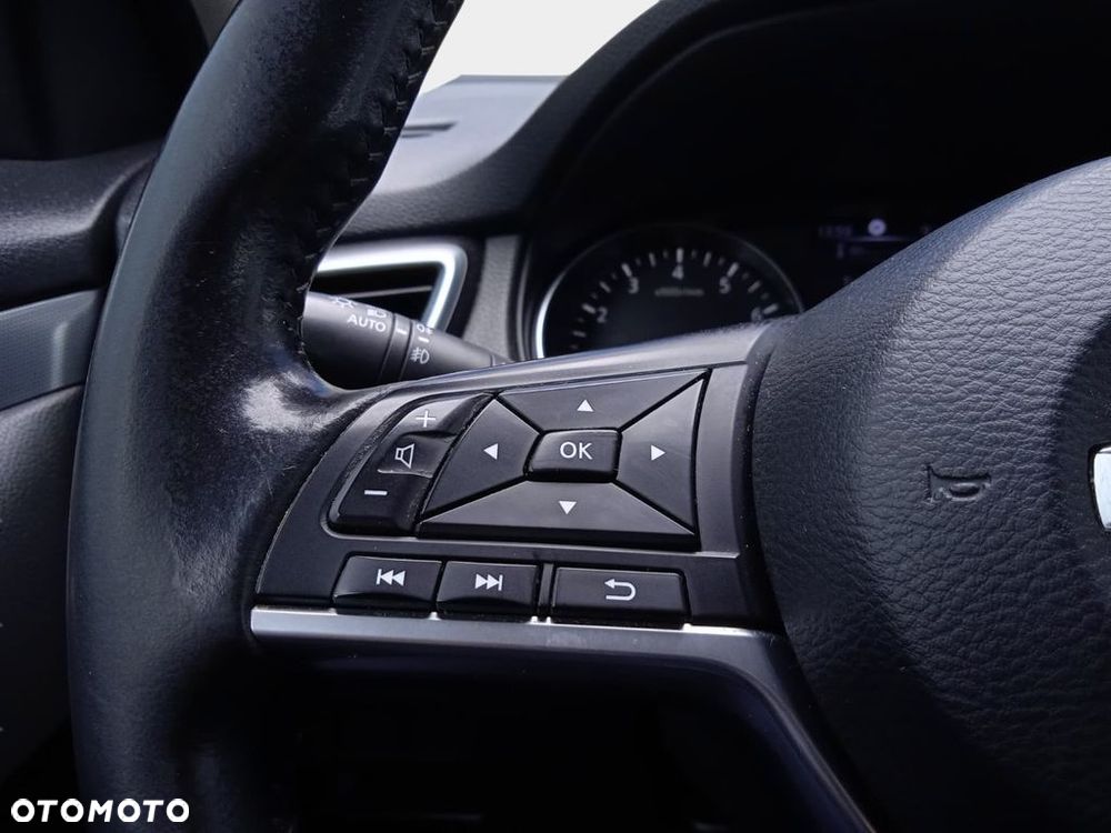 Nissan Qashqai 1.6 DIG-T N-Connecta - 15