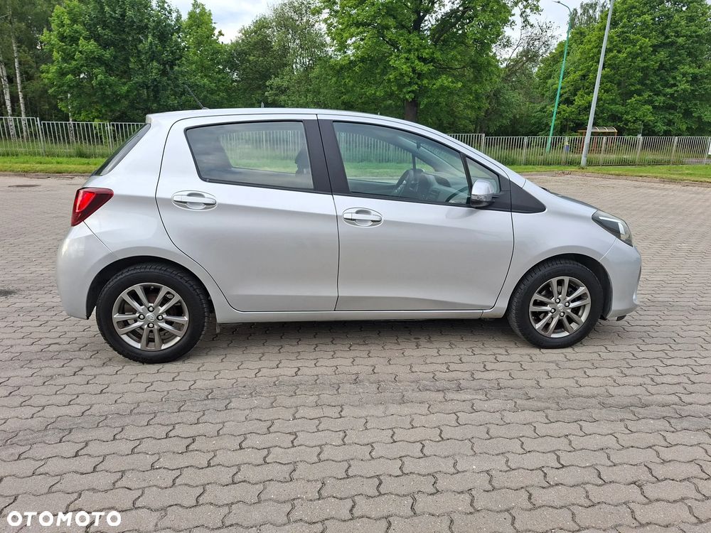 Toyota Yaris - 5